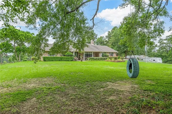 $699,900 | 236 Charlie Cannon Road, Coushatta, LA 71019