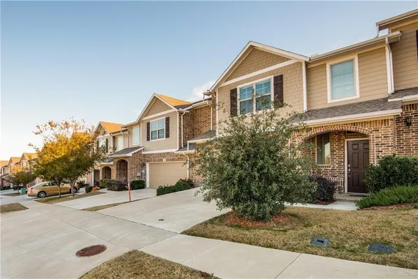 $2,995 | 3812 Sicily Street, Irving, TX 75038