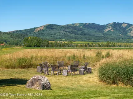 $2,595,000 | 10128 West 2000 South, Victor, ID 83455