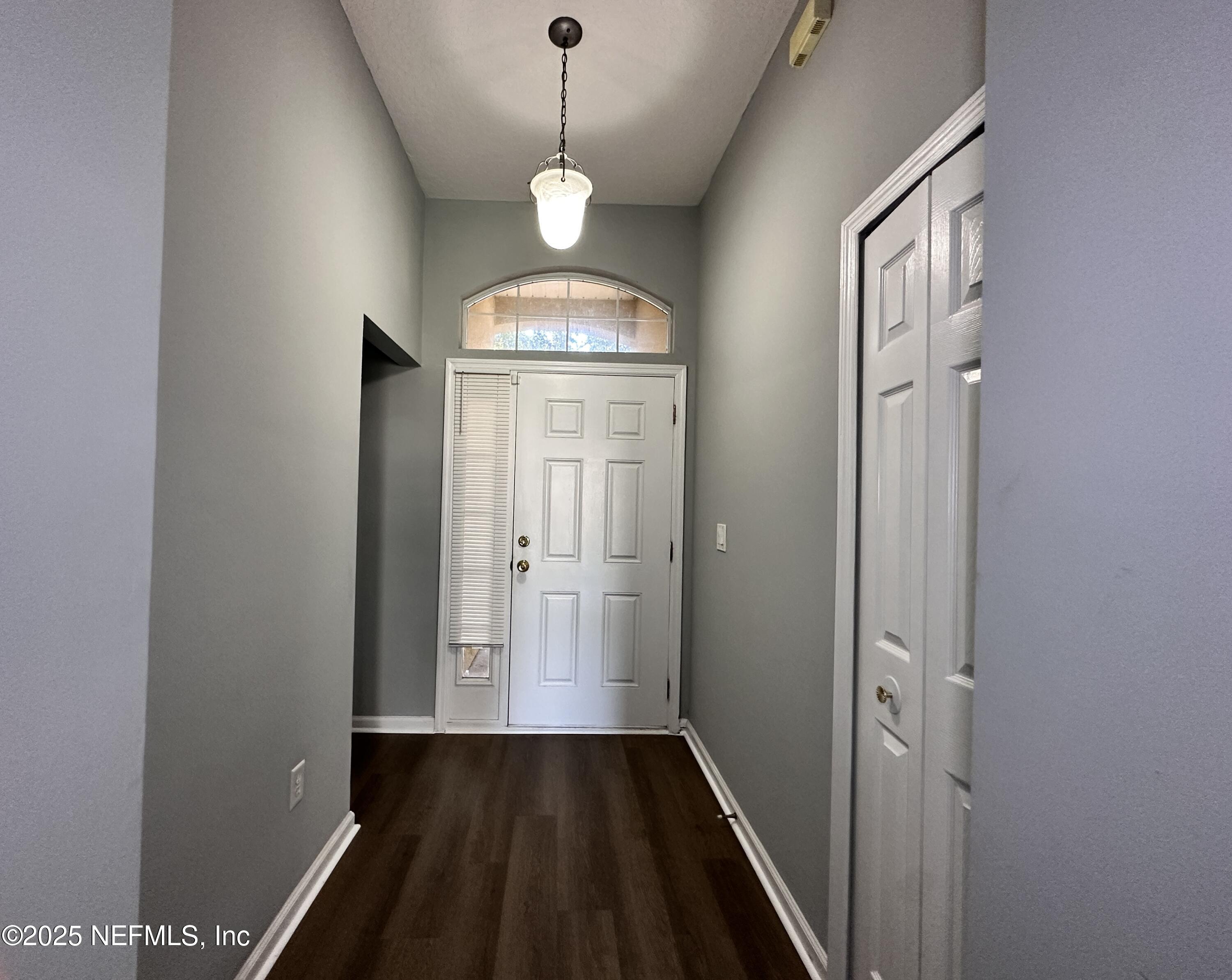 2786 Cross Creek Drive Green Cove Springs, FL 32043 - Photo 2 of 16 a view of a hallway