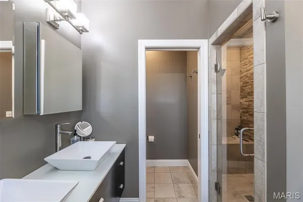 $650,000 | 224 Timber Wy Drive, Poplar Bluff, MO 63901