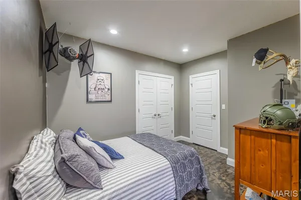 $650,000 | 224 Timber Wy Drive, Poplar Bluff, MO 63901