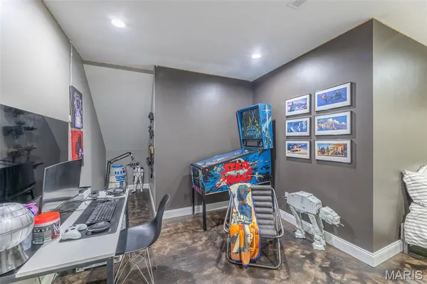 $650,000 | 224 Timber Wy Drive, Poplar Bluff, MO 63901