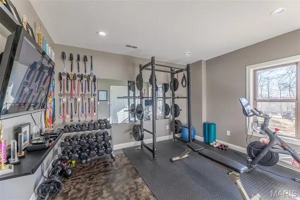 $650,000 | 224 Timber Wy Drive, Poplar Bluff, MO 63901