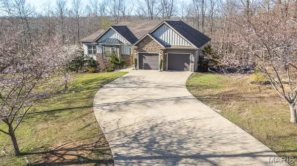 $650,000 | 224 Timber Wy Drive, Poplar Bluff, MO 63901