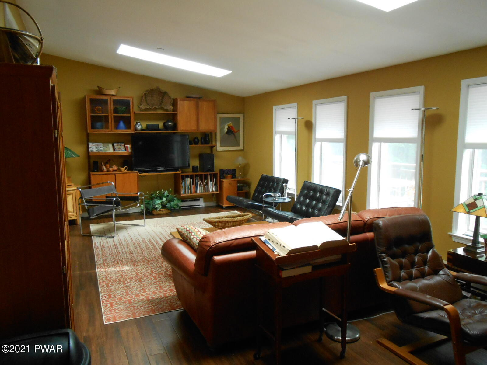 101 Ranger Road Greeley, PA 18425 - Photo 19 of 72 2.1 High Ceilings