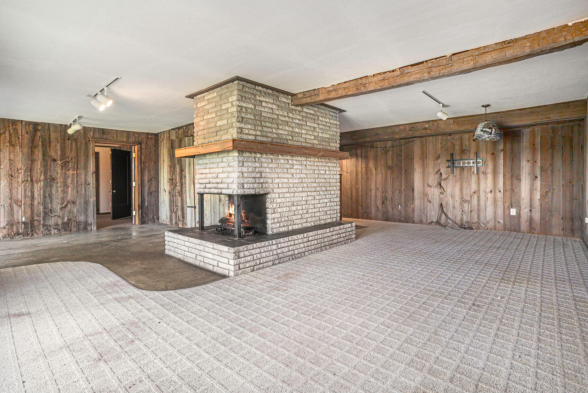 10245 South Banfield Road Dowling, MI 49050 - Photo 16 of 39 10245-Banfield-27