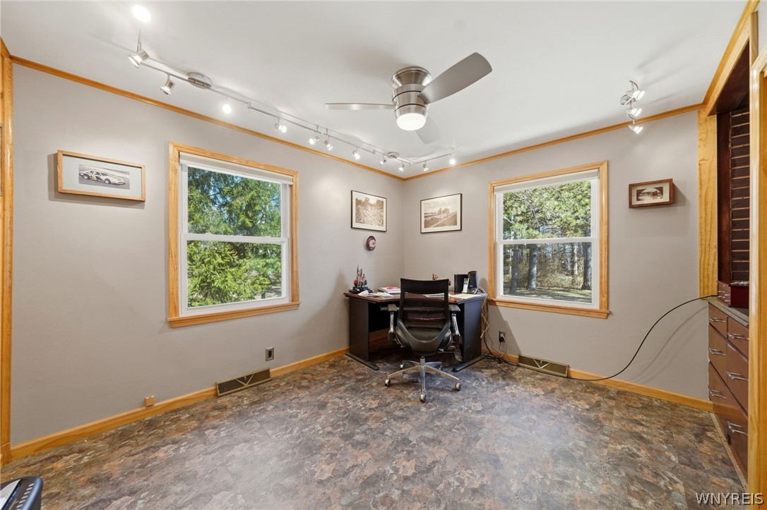 7228 Lower East Hill Road Boston, NY 14033 - Photo 18 of 46 Bedroom two currently used as office.