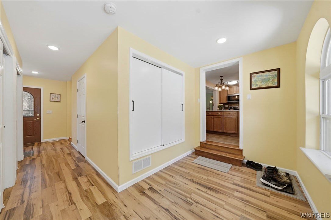 7228 Lower East Hill Road Boston, NY 14033 - Photo 5 of 46 Large foyer that leads to main part of house or to