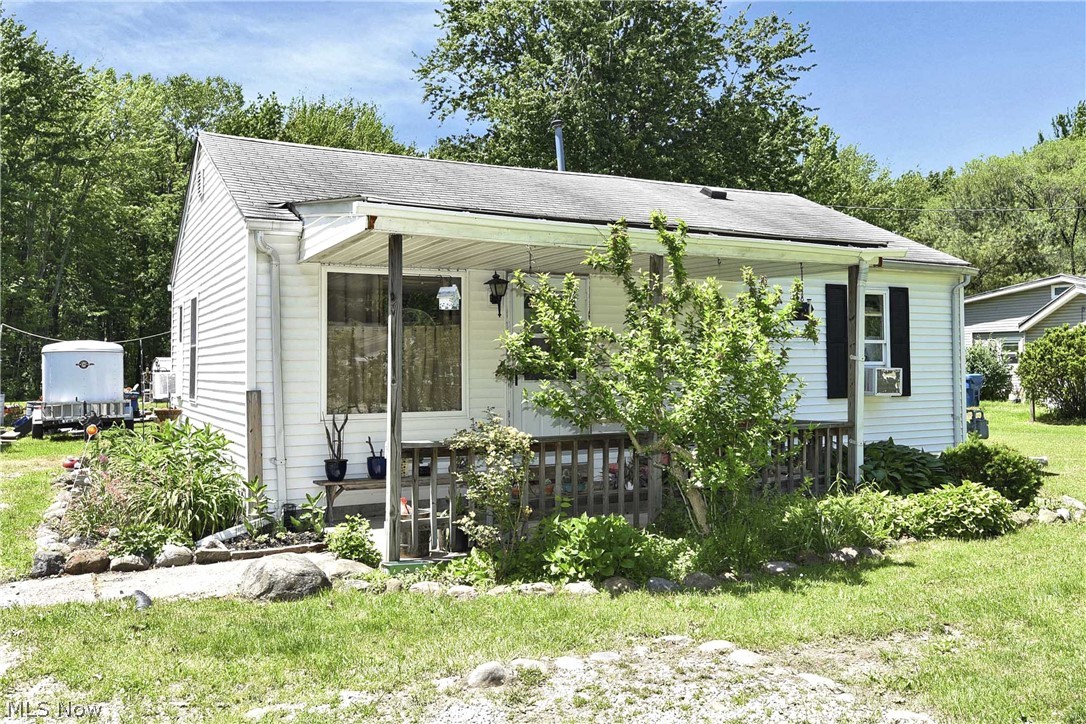 4962 Lear Nagle Road North Ridgeville, OH 44039 - Photo 4 of 23