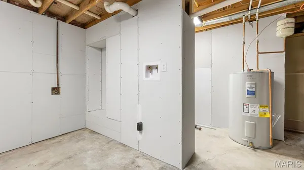 $360,000 | 38 Deer Crossing, Wright City, MO 63390