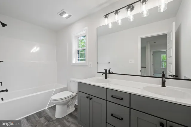 $859,900 | 18688 Hebb Rd Valley, Valley Lee, MD 20692