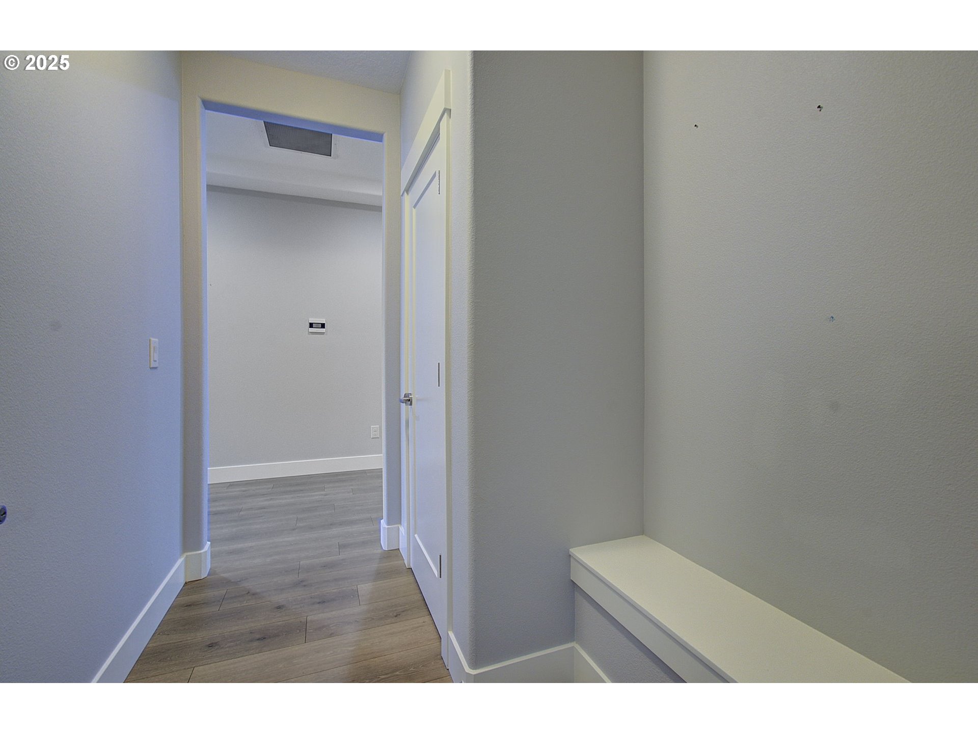 5305 Northeast 134th Street Vancouver, WA 98686 - Photo 15 of 36 a view of an empty room