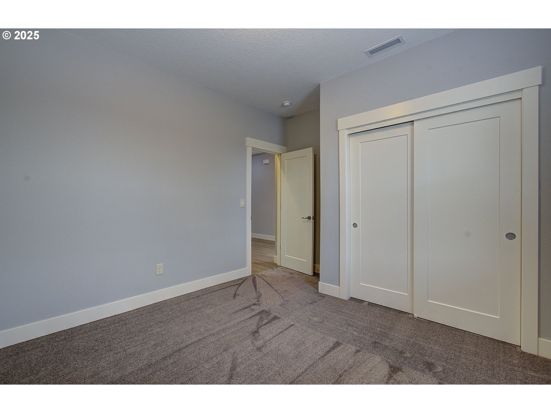 5305 Northeast 134th Street Vancouver, WA 98686 - Photo 17 of 36 a view of an empty room