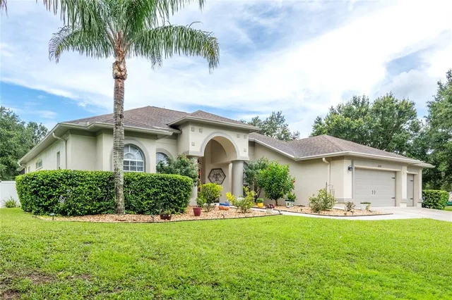 an aerial view of tennis court