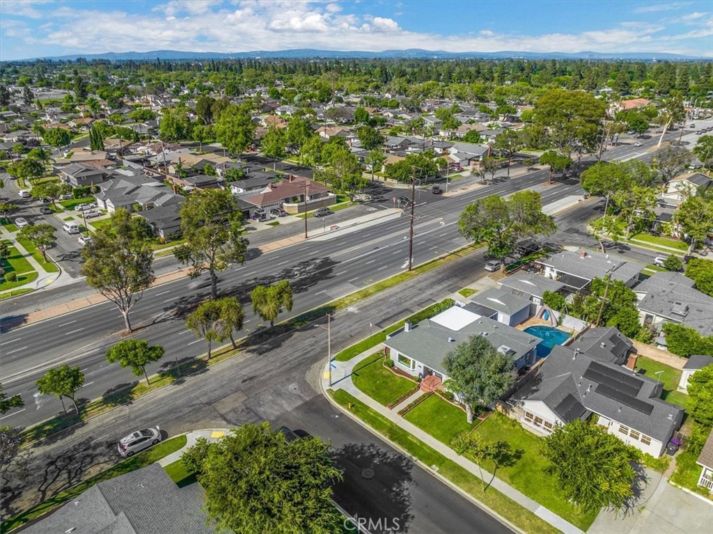 2956 Monogram Avenue Long Beach, CA 90815 - Photo 27 of 29 an aerial view of a house with a garden