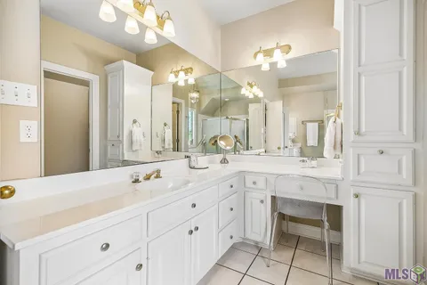 $470,000 | 713 Wordsworth Drive, Baton Rouge, LA 70810