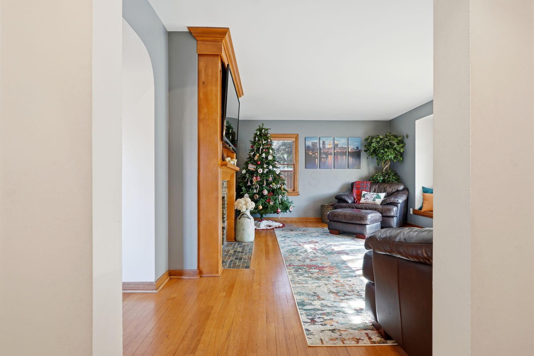 238 West Henderson Road Columbus, OH 43214 - Photo 14 of 46 55-web-or-mls-238-w-henderson-rd