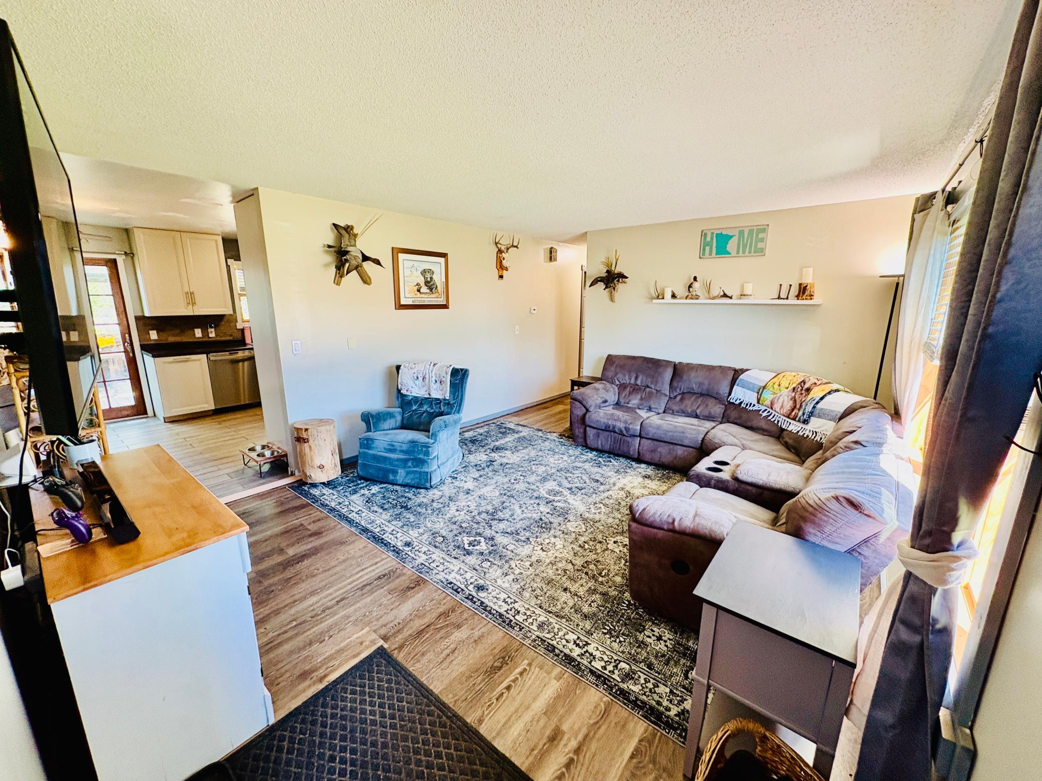 305 Lincoln Court Southwest Warroad, MN 56763 - Photo 14 of 31