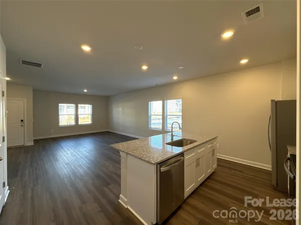 $2,050 | 125 Utility Lane, Unit A, Mooresville, NC 28115