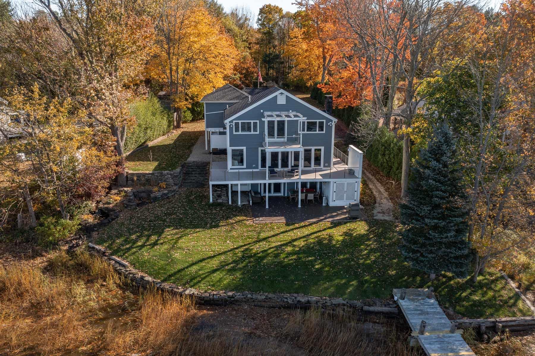 127 Spur Road Dover, NH 03820 - Photo 2 of 40