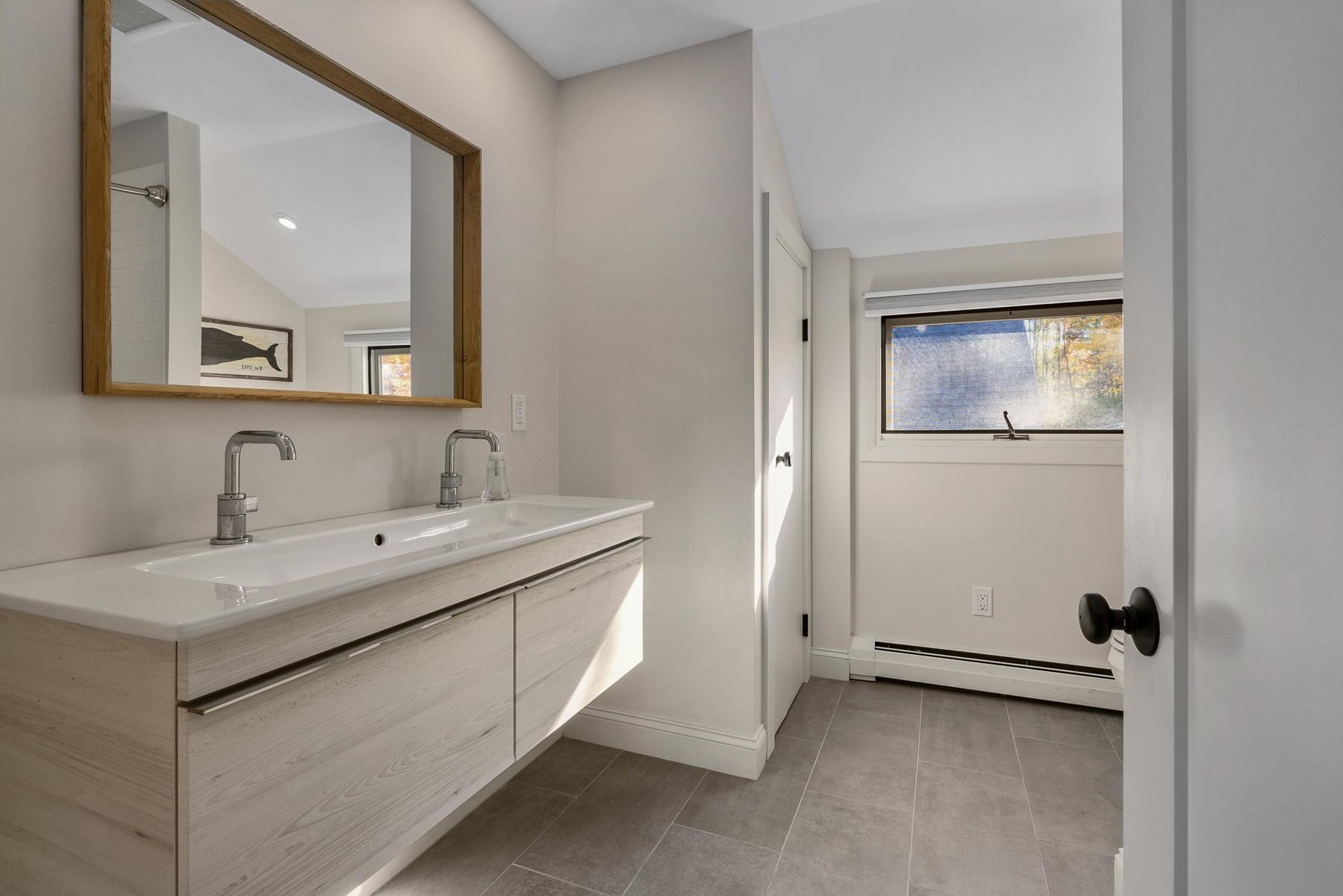 127 Spur Road Dover, NH 03820 - Photo 37 of 40