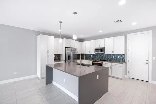 $4,999 | 3748 Lambert Avenue, West Palm Beach, FL 33405