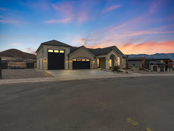 $1,650,000 | 784 S. 1480 W., Hurricane, UT 84737