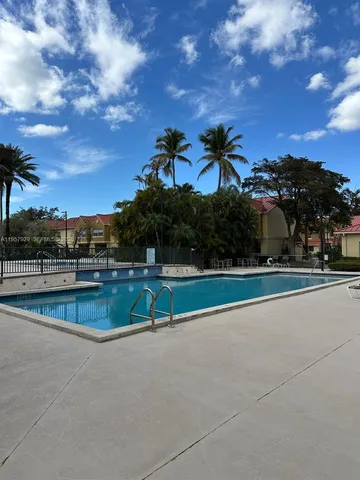 $1,900 | 18304 Northwest 68th Avenue, Unit H, Hialeah, FL 33015