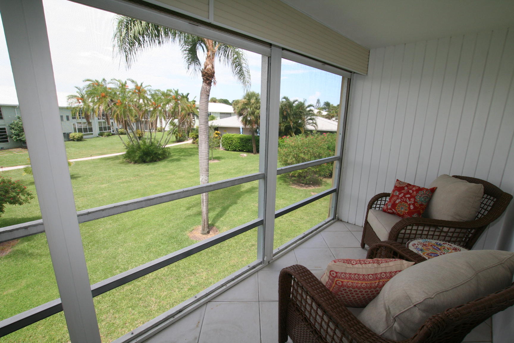 5520 North Ocean Boulevard, Unit 206 Ocean Ridge, FL 33435 - Photo 13 of 28 9-3 rebecca 037