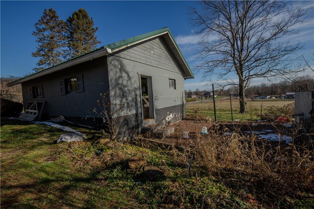 327 North Eighty Eight Road Carmichaels, PA 15320 - Photo 34 of 47