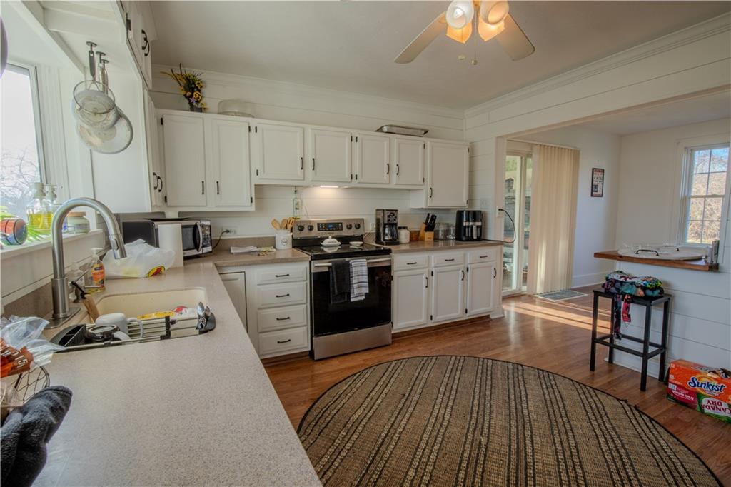 327 North Eighty Eight Road Carmichaels, PA 15320 - Photo 7 of 47