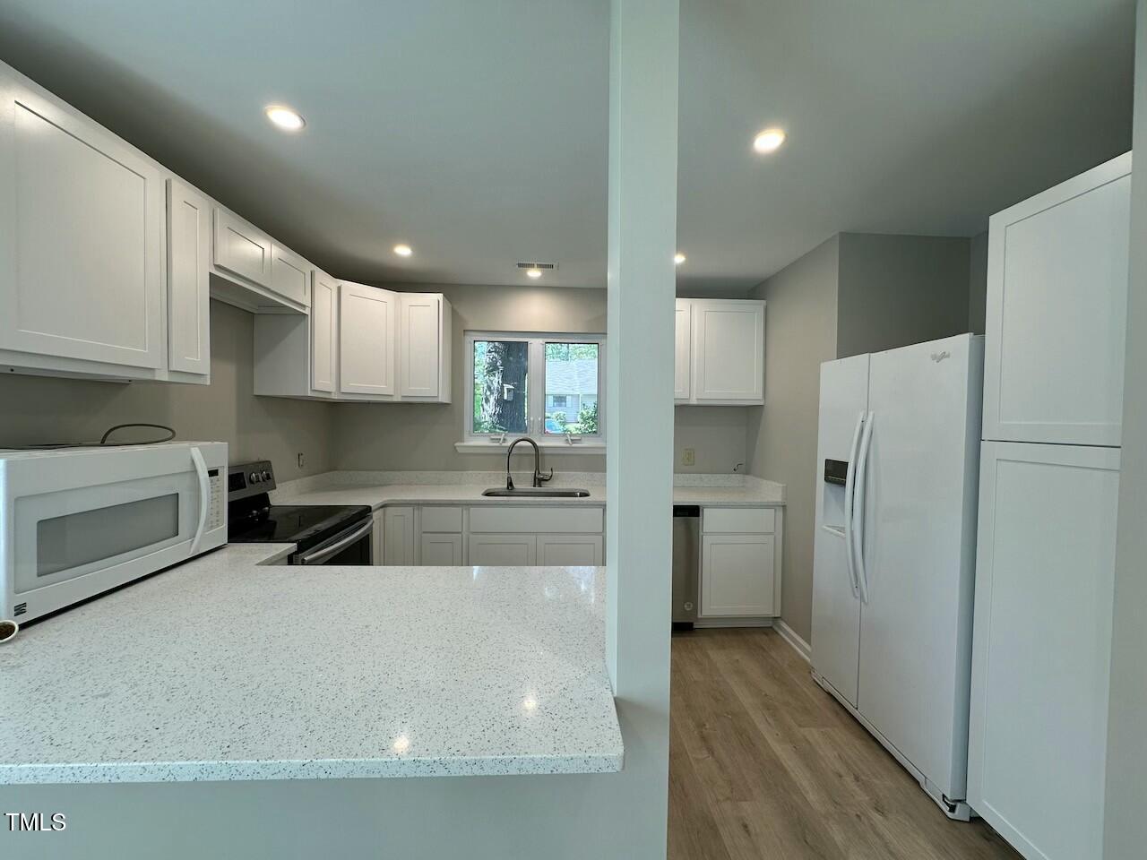 5400 Pine Top Circle Raleigh, NC 27612 - Photo 4 of 18