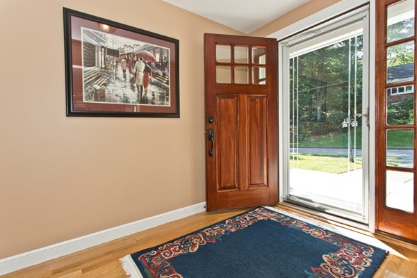11 Doncaster Road Lynnfield, MA 01940 - Photo 9 of 29 Gallery Image 9