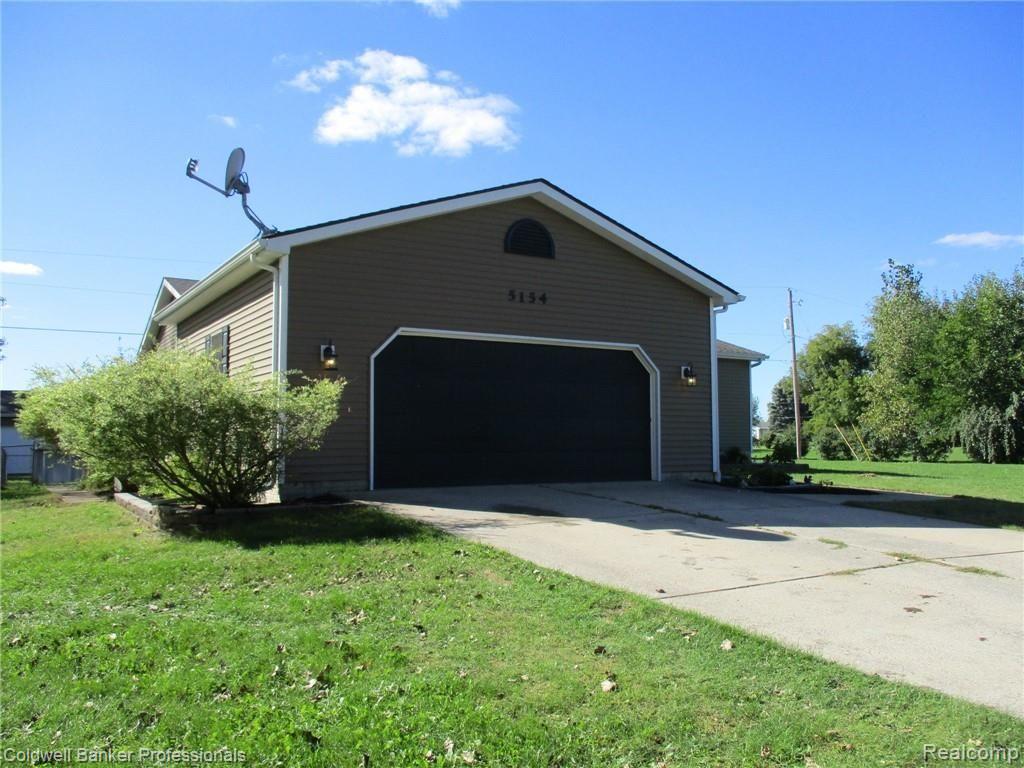 5154 South Byron Road Durand, MI 48429 - Photo 55 of 56 GARAGE.JPG