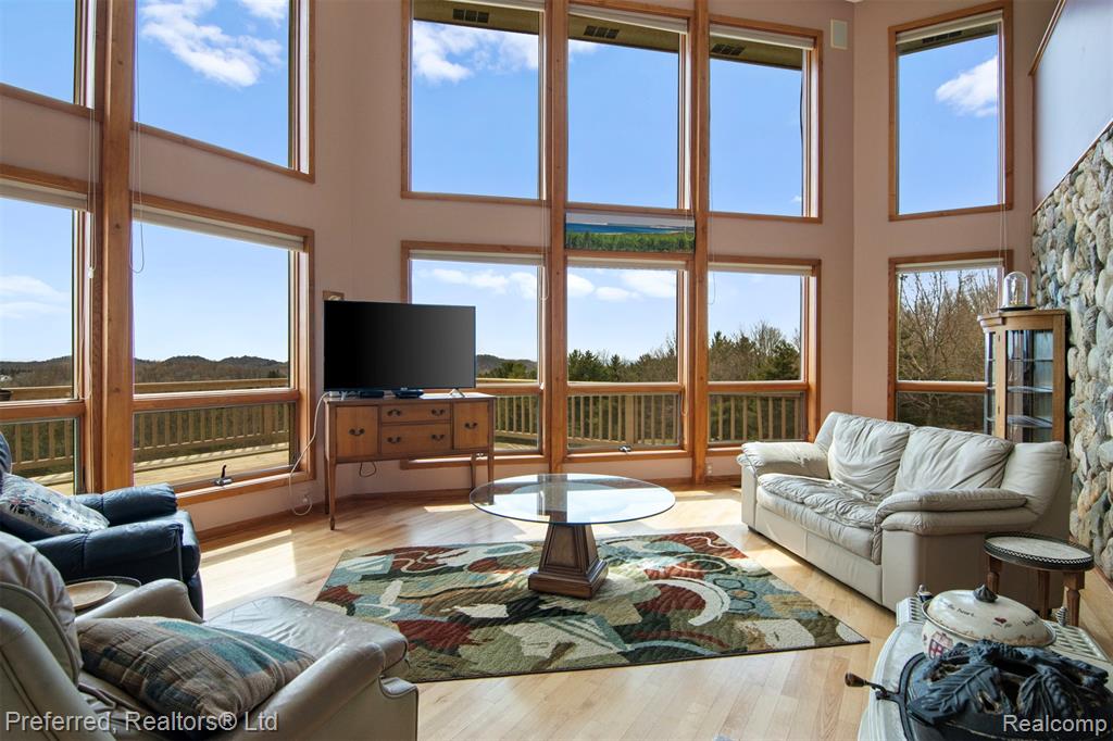 1693 Elm Road Road Frankfort, MI 49635 - Photo 15 of 58