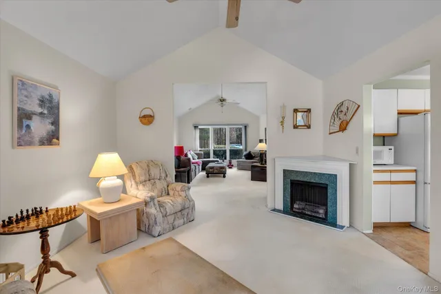 $525,000 | 101 Dari Drive, Holbrook, NY 11741