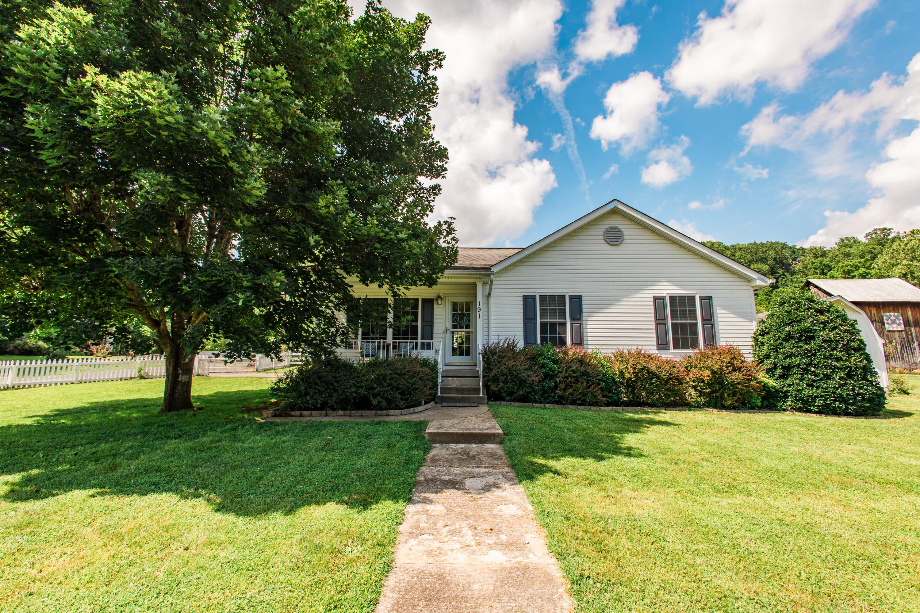 191 Front Street Renick, WV 24966 - Photo 4 of 106 Gallery Image 4