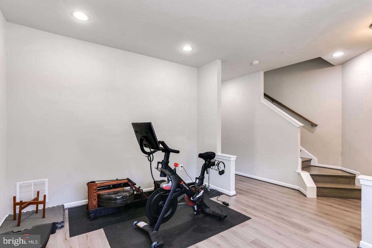 16233 Coolidge Avenue Silver Spring, MD 20906 - Photo 4 of 16