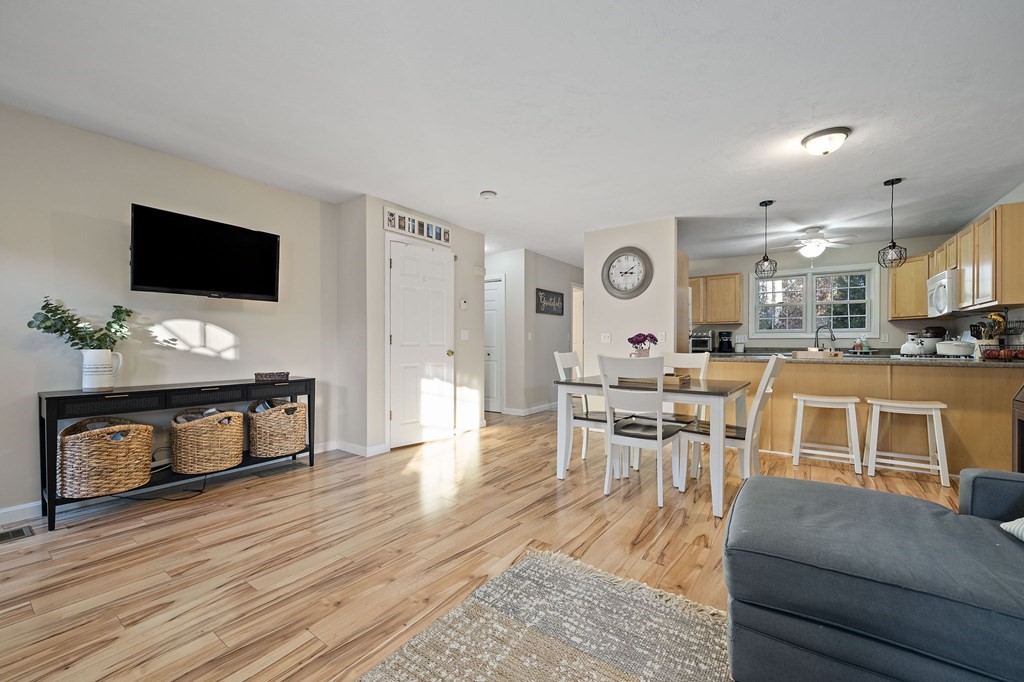 22 Pine Ridge Way, Unit 22 Middleboro, MA 02346 - Photo 7 of 33 Gallery Image 7