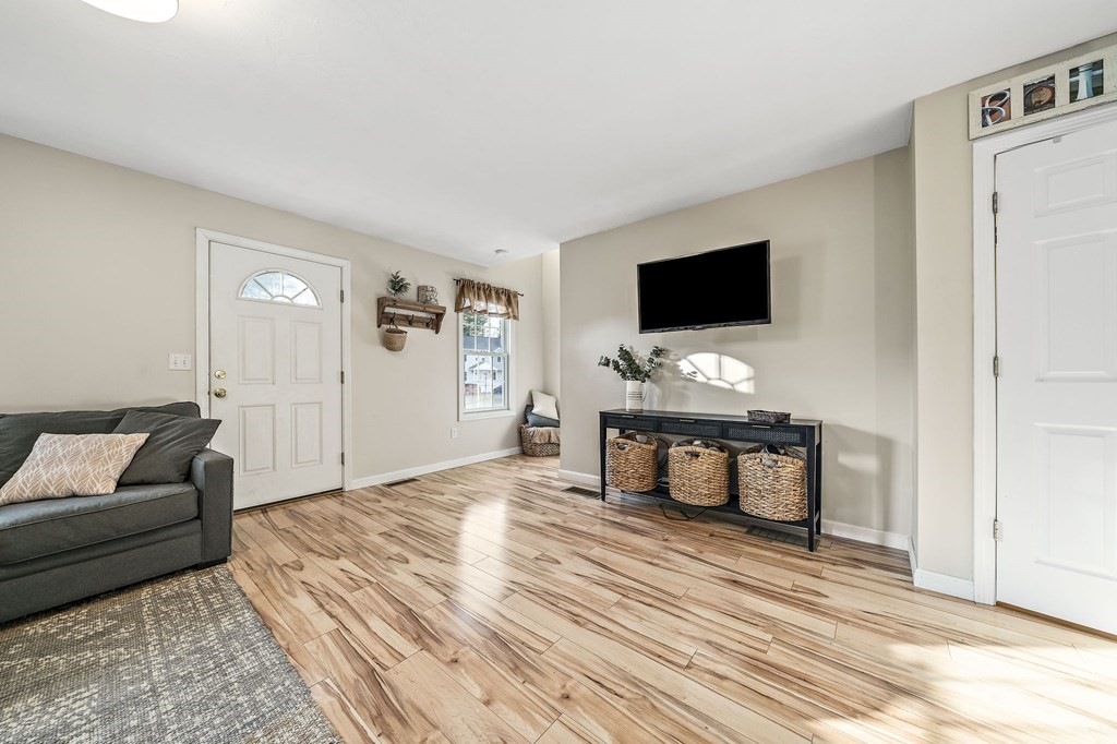 22 Pine Ridge Way, Unit 22 Middleboro, MA 02346 - Photo 8 of 33 Gallery Image 8