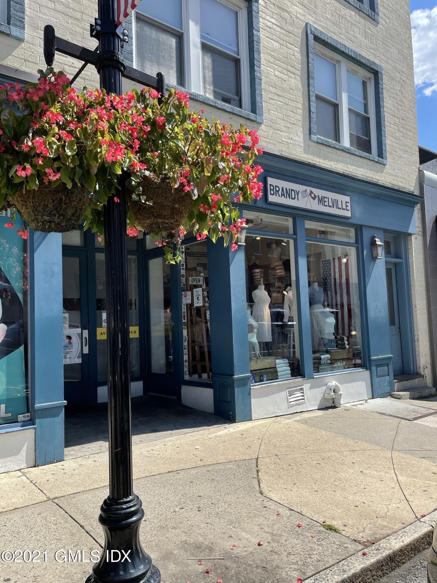 375 Greenwich Avenue, Unit 10, Greenwich, CT 06830 Compass