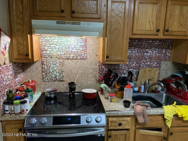 1618 Stafford Road Jacksonville, FL 32208 - Photo 5 of 18 IMG_2776