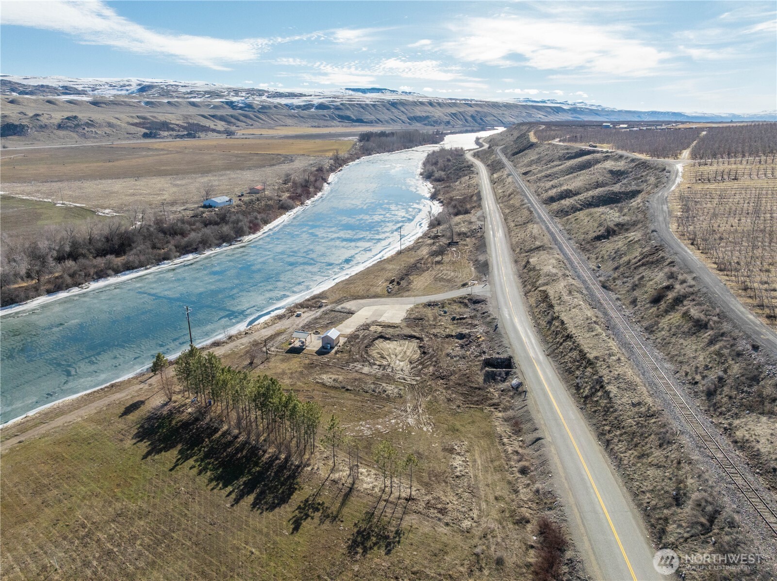 616 Monse River Road Brewster, WA 98812 - Photo 17 of 34 a view of an ocean beach