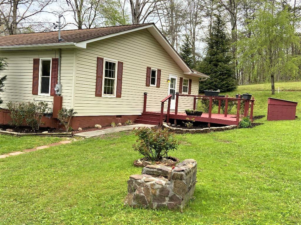 344 Archer Road Luttrell, TN 37779 - Photo 5 of 28 IMG_3044 (2)