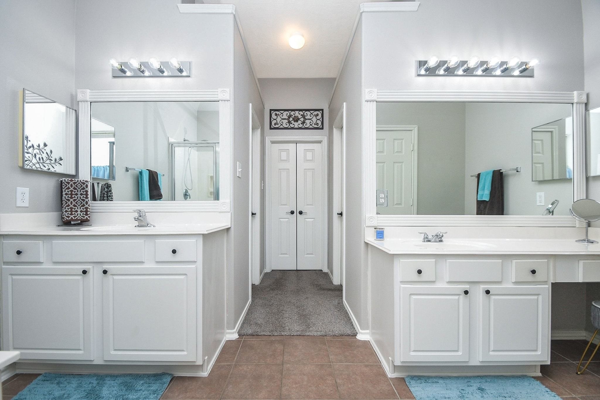 2402 Ligustrum Flower Drive Spring, TX 77388 - Photo 19 of 29 The primary bathroom has two separate sink areas.