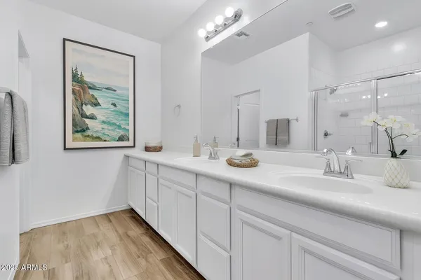 $474,900 | 1959 East Hampton Lane, Unit 102, Gilbert, AZ 85295