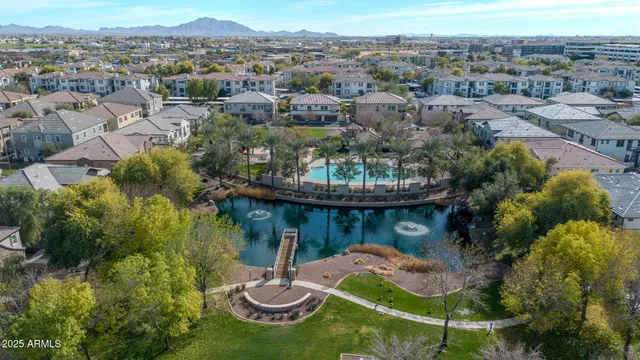 $474,900 | 1959 East Hampton Lane, Unit 102, Gilbert, AZ 85295