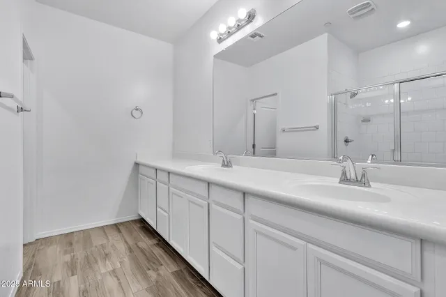 $474,900 | 1959 East Hampton Lane, Unit 102, Gilbert, AZ 85295