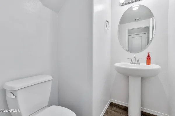 $474,900 | 1959 East Hampton Lane, Unit 102, Gilbert, AZ 85295